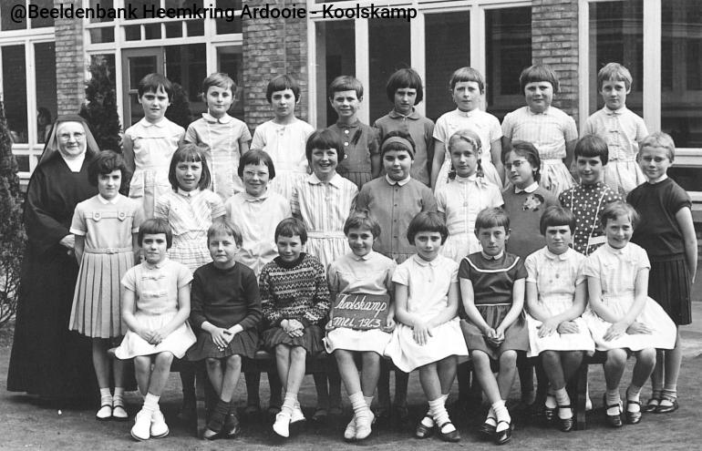Koolskamp_meisjesschool_1963b.jpg KK001