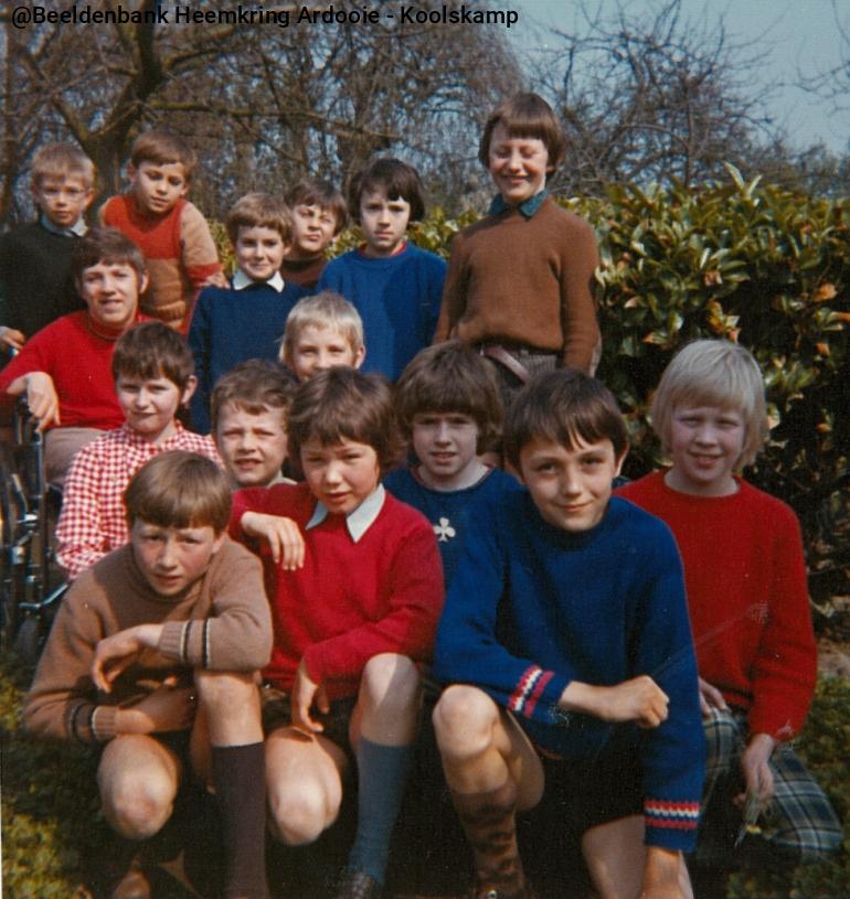 1972-1973-4de%20leerjaar%20-%201.jpg AK047