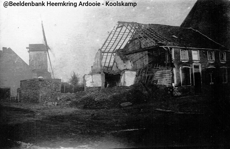 AD385