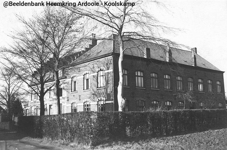 AD389