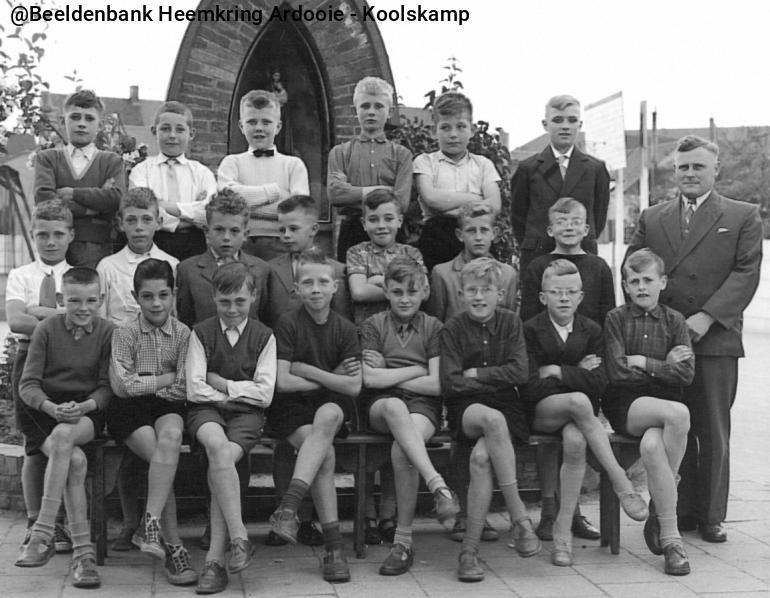 AK180-broederschool-1960-5de%20leerjaar-geboortejaar%201949.jpg AK180