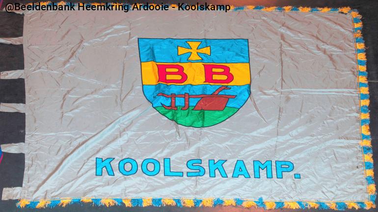 vlag%20050.jpg KV014